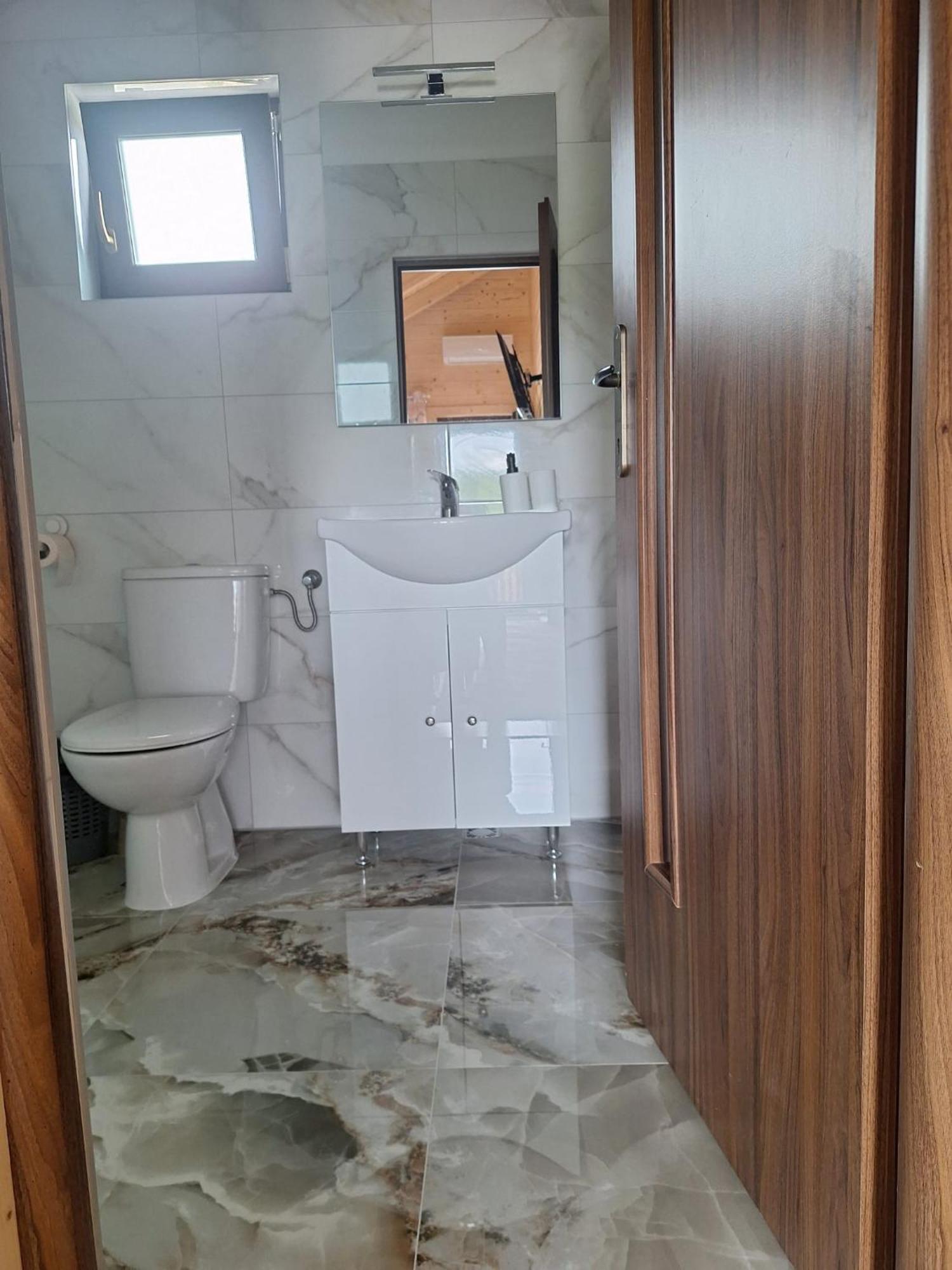 Cabana Suzanne Baile Figa Villa Agrişul de Sus Exteriör bild